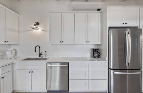 Lakeside Park Apartment | South Lake Chalet #1-Boutique Suite-Minutes to Heavenly & Lake Tahoe