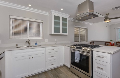 South Mission Beach Condo | South Mission Beach Oceanfront condo on the sand