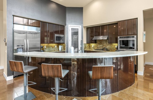Palm Springs House | South Palm Springs! Luxe Contemporary Home with towering mountain views.