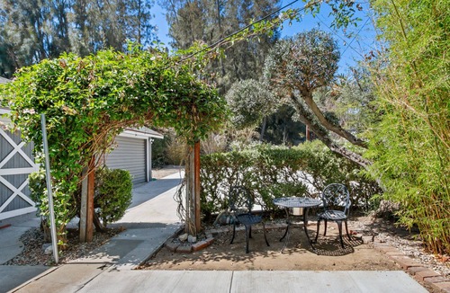 Whittier House | Spacious 2-Bedroom Avocado Home!