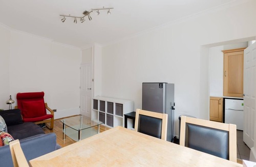 St. Pancras Apartment | Spacious 2BD Flat by the British Museum