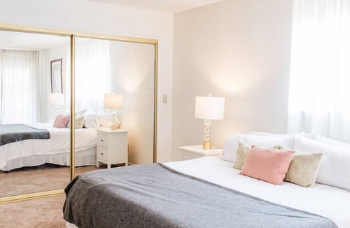 Gardena Apartment | Spacious 3 BD / Large Master BR with Ensuite Bath