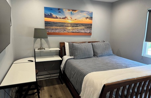 Lake Forest House | Spacious 3 Bedroom Lake Forest home close to all Attractions in Southern CA.