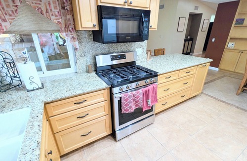 Moreno Valley House | Spacious 3-BR House w/Modern Comfort, Pet Friendly, Space in Moreno Valley