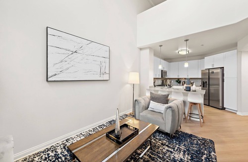 Tustin Apartment | Spacious 3bedroom 4 Bed apartment + resort style amenities near Shopping/Disney
