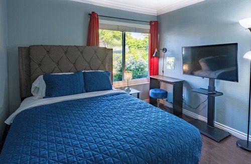 Estates at Canyon Crest House | Spacious 3BR/2BA Hilltop Retreat: Arcade & Gym!