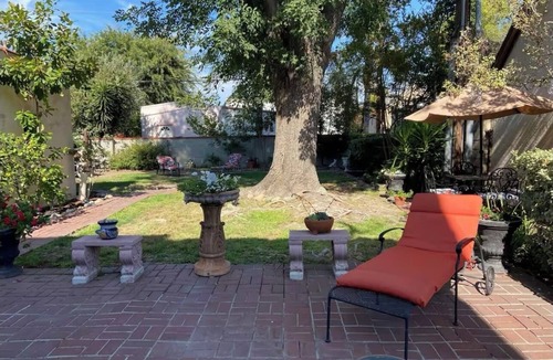 Rossmoyne House | Spacious 4-bedroom house with AC and WiFi in beautiful Glendale Pet Friendly!