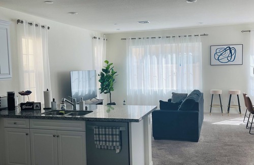 Chino House | Spacious 4-bedroom house with WiFi, AC in peaceful Chino