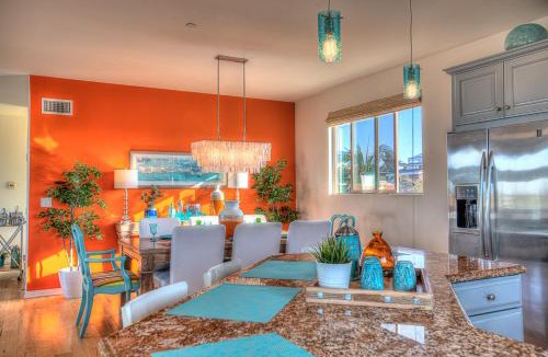Oxnard Shores House | Spacious 4BR, Rooftop Deck, Fire Pit, Steps to Shore