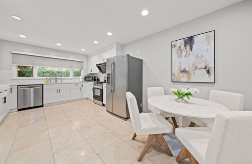 Pasadena House | Spacious 5-bedroom house with WiFi and fitness room in fabulous San Marino
