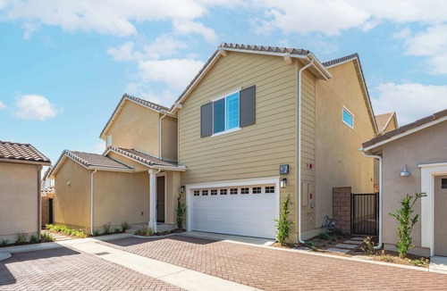 Fontana House | Spacious 5BR Getaway w Game Room & Near ONT