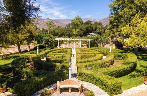 Ojai House | Spacious 6-bedroom country house with pool in tranquil Ojai