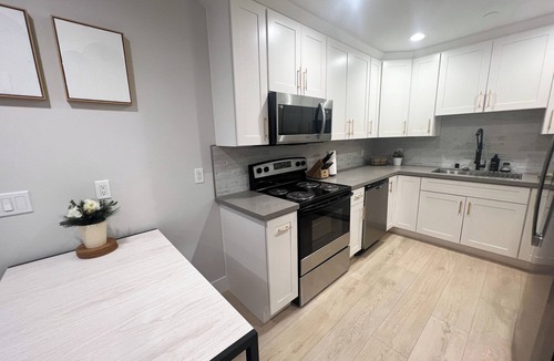 Santa Clara House | Spacious 9-bedroom/8-Bath Triplex in enchanting neighborhood of Santa Clara