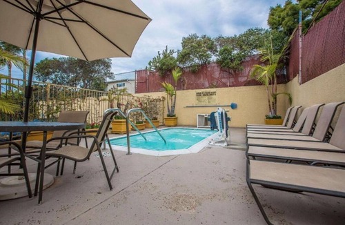Hermosa Beach House | Spacious accommodations near Redondo Beach and LAX!