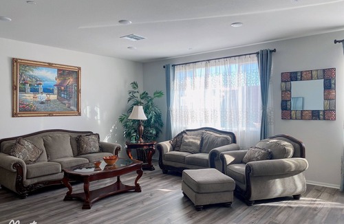 Riverside House | Spacious And Comfortable #102 Room On The First Floor