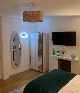 Warwick House | Spacious and comfortable Central London Room, near Victoria