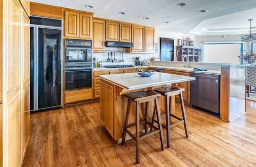 Roseville - Fleet Ridge House | Spacious Beautiful Home with Stunning Bay Views!