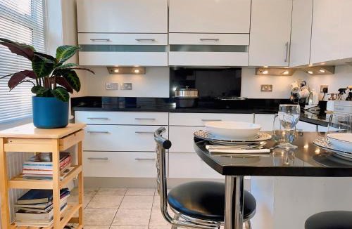 Belsize Apartment | Spacious Belsize Park apartment close to station