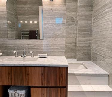 Belsize Apartment | Spacious Belsize Park apartment close to station