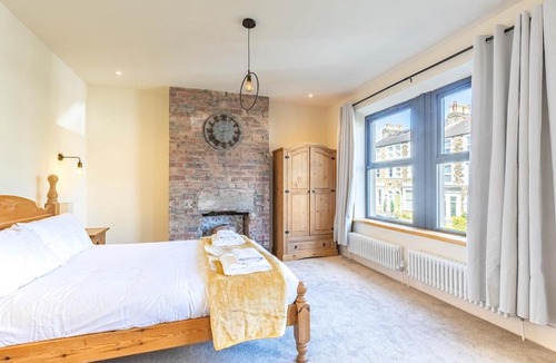 Harrogate House | Spacious Central Harrogate Retreat