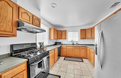 Midway City House | Spacious Disney Beach Paradise w/Heated Pool and Spa