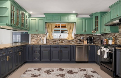 Midway City House | Spacious DISNEY Magic home with Pool-Spa-GameRoom-Billard in Midway