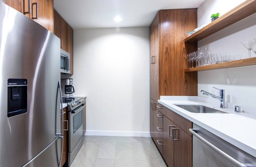 Bunker Hill Apartment | Spacious Downtown 1BR w/Doorman, nr. Disney Hall by Blueground