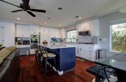 Guajome House | Spacious Family Retreat near Botanica, Legoland, Frontwave Arena, & Beach!