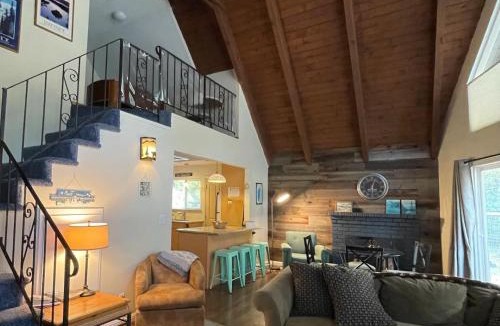 Pioneer Village House | Spacious family home on the Meadow Monthly Only