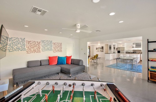 Indian Canyon House | Spacious & fun Indian Canyons retreat 4BR 3.5BA w/pool, spa & casita