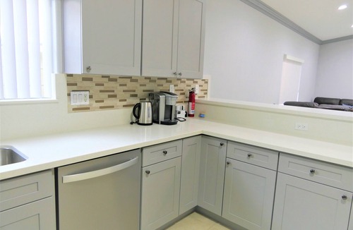 Southwest Anaheim House | Spacious Home* 7 minutes to Disneyland