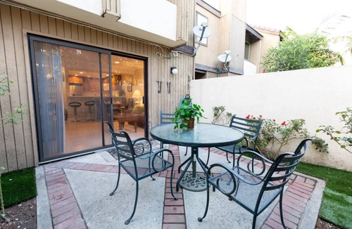 Hermosa Village House | Spacious home in Anaheim 2bedrooms,2.5bathrooms -Ideal for corporate housing