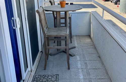 South Mission Beach Condo | Spacious, Light/Bright, Balcony w/Bay View, Garage