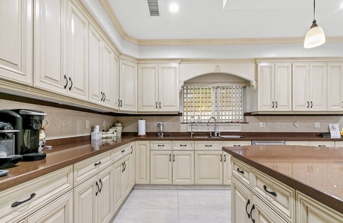 Valley Glen House | Spacious Luxe Home with Bonus Loft & Private Yard