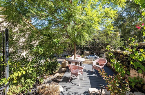 Studio City House | Spacious Mediterranean 5-bedroom house with AC, WiFi in marvelous Los Angeles