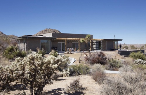 Joshua Tree Highlands House | Spacious Modern Serene - gorgeous mountain landscape views