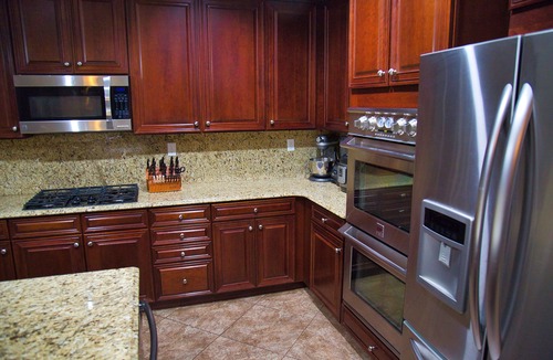 Tehachapi House | Spacious Mountain Home in the City Limits