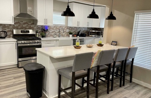 Corridor House | Spacious North Park Renovated 8Br 6Ba