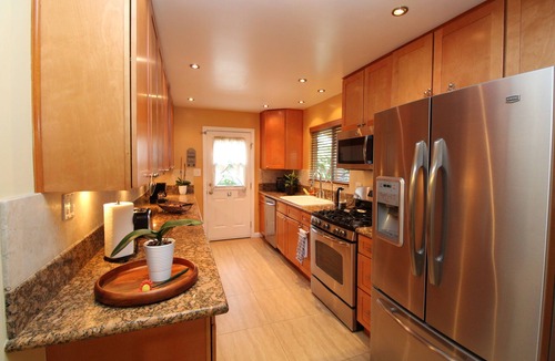El Camino Village House | Spacious private house