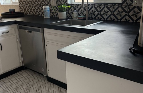 North Long Beach House | Spacious Spanish Casita