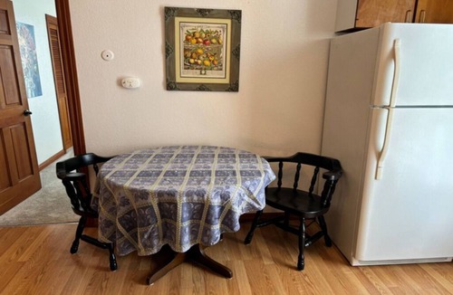 Downtown Apartment | Spacious Studio