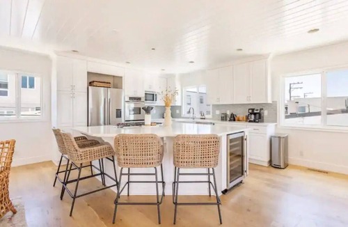 Tree Section House | Spacious, sunny 3BDR house Manhattan Beach SAVING 4 DISPLACED FAMILIES LA FIRE!