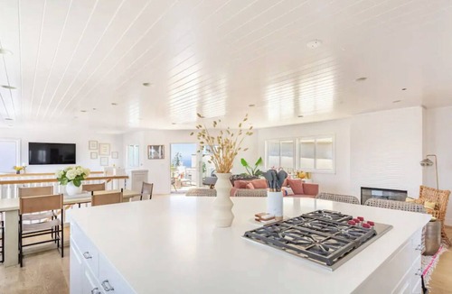 Tree Section House | Spacious, sunny 3BDR house Manhattan Beach SAVING 4 DISPLACED FAMILIES LA FIRE!