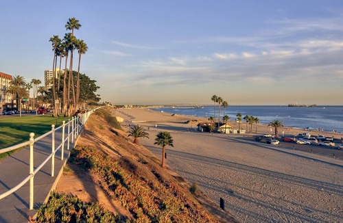 North Long Beach House | Spanish-Style Northside Gem | 2 Dog-Friendly Yards & Alfresco Dining