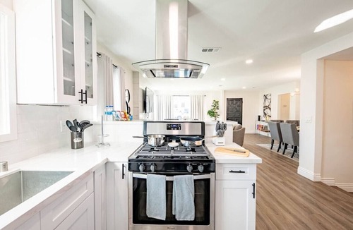 South San Gabriel House | Sparkling Pool! 5 Bedroom 3 Bath Plus Game Room