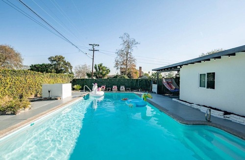 South San Gabriel House | Sparkling Pool! 5 Bedroom 3 Bath Plus Game Room