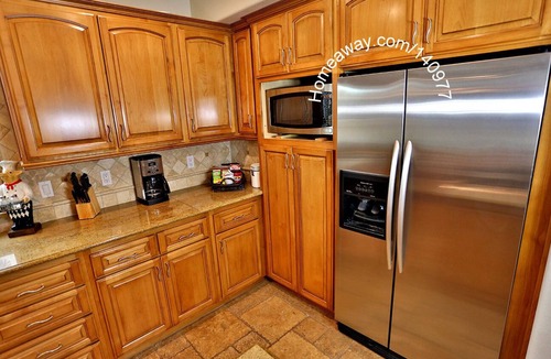 Huntington Beach House | Special rates for fire victims of the LA fires!n1 block to Main Street, pier,