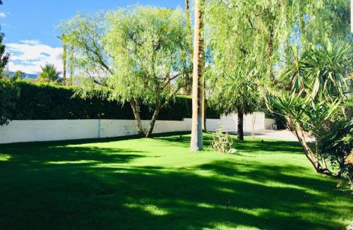 Palm Desert House | Spectacular luxury 3000 square ft house on 1/3 of acre