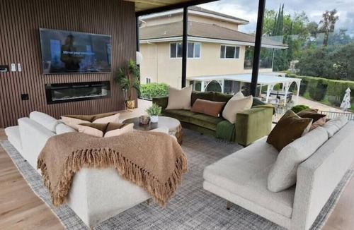 Charter Oak House | Spectacular mansion with amazing views