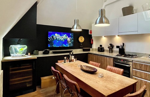 Canonbury Apartment | Spectacular One-of-a-kind 2 bed Flat in Islington